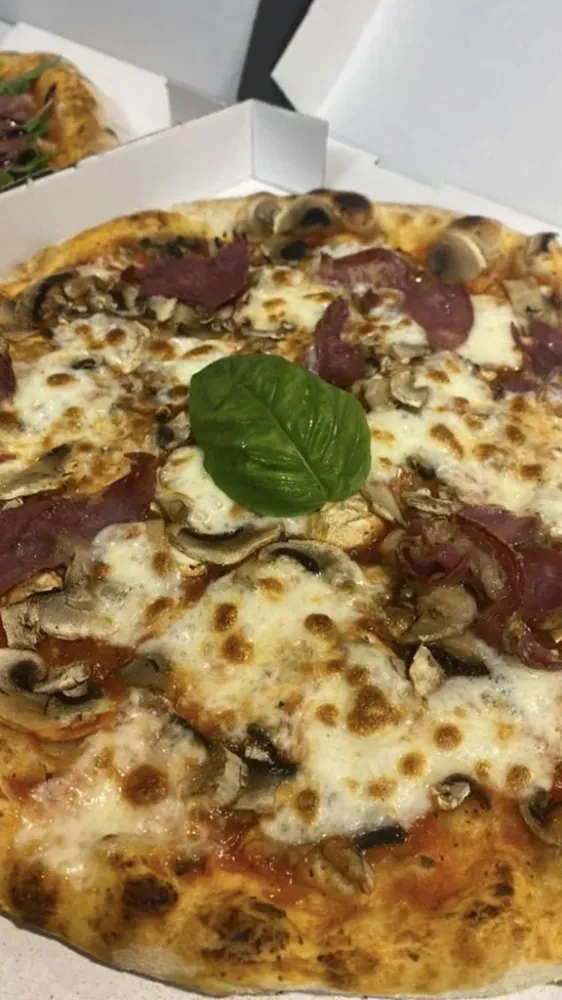 pizza à emporter à Serrières